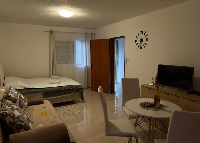 Apartman Strahinja